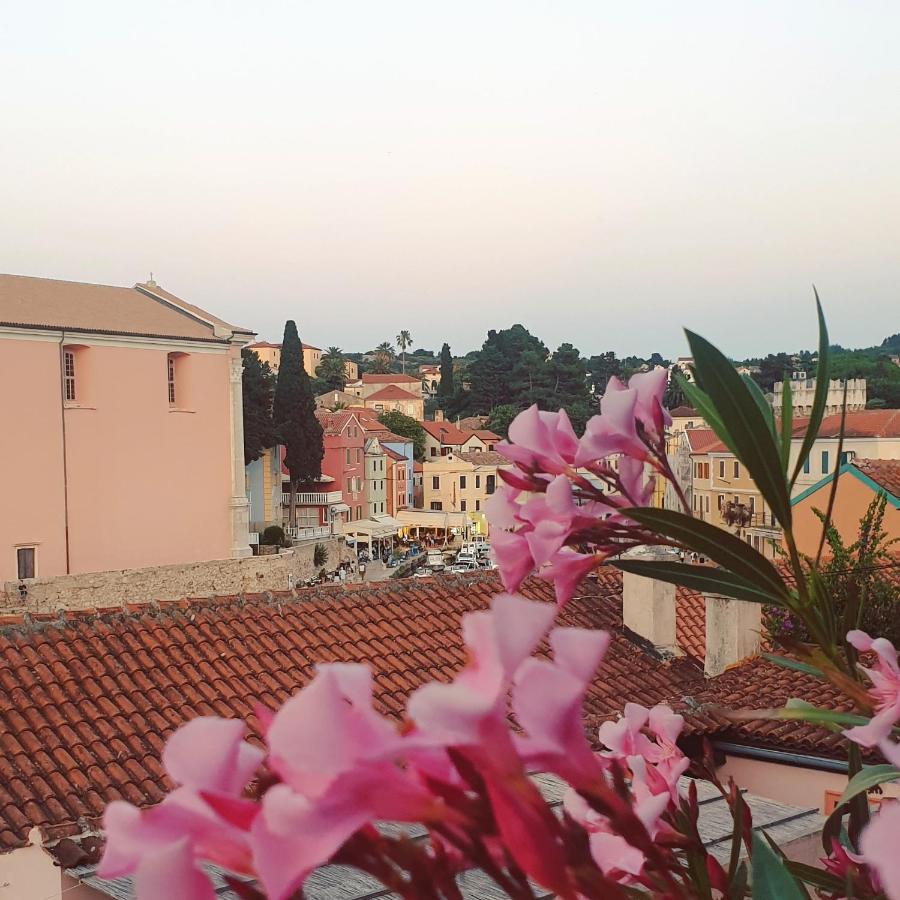 Narcis Central Apartment With Sea & City Views Veli Lošinj Exteriör bild