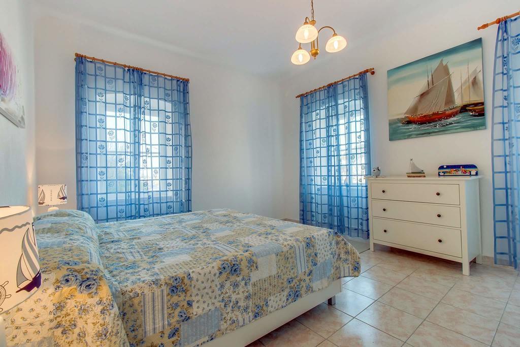 Narcis Central Apartment With Sea & City Views Veli Lošinj Exteriör bild